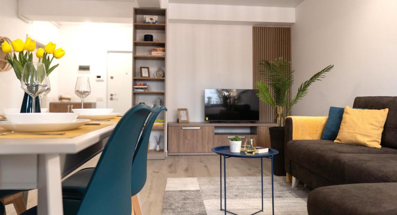 'Just Like Home' Apartment - With Private Parking Place Галац Екстер'єр фото
