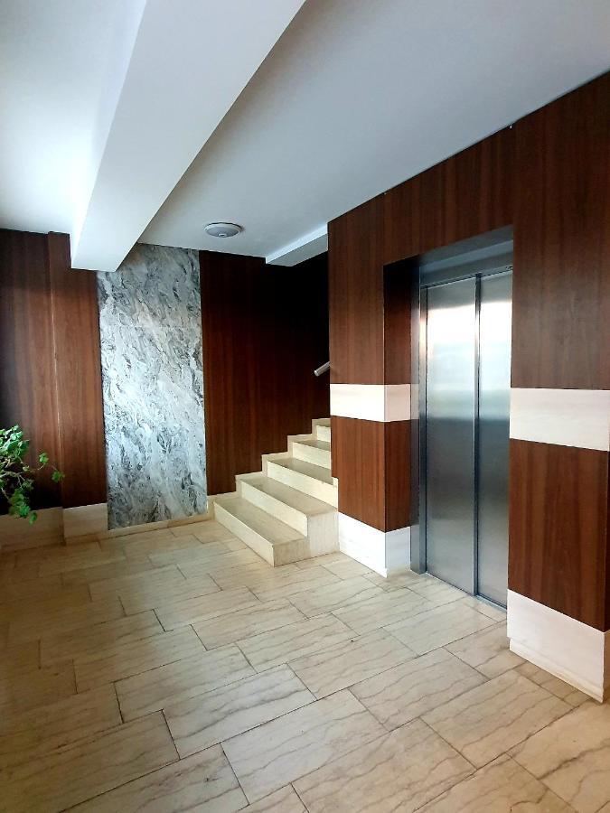 'Just Like Home' Apartment - With Private Parking Place Галац Екстер'єр фото