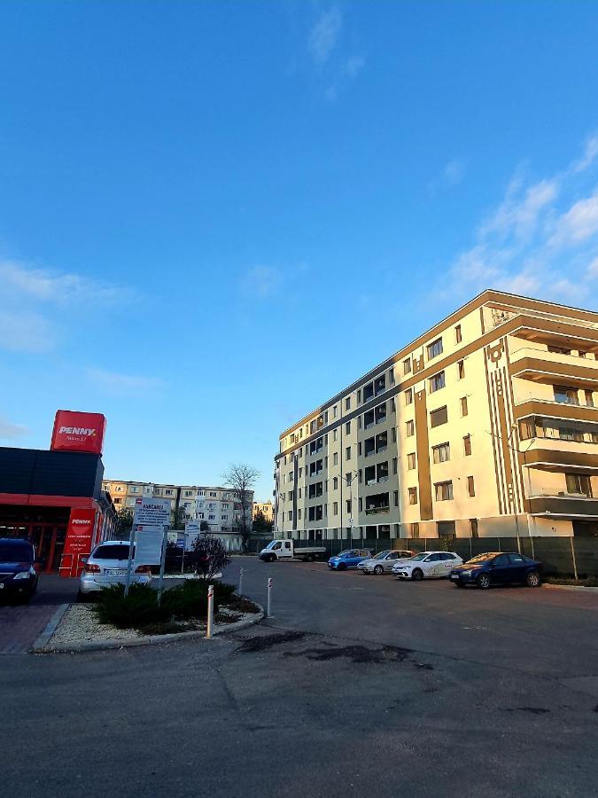 'Just Like Home' Apartment - With Private Parking Place Галац Екстер'єр фото